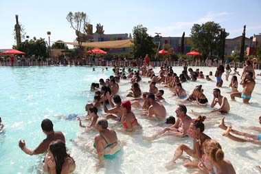 Animazione in Cinepiscina 7